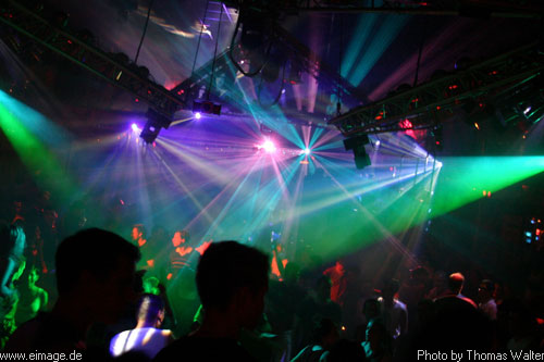 Welcome to the Club am 30.04.2003 - img_7644.jpg - eimage.de - Event Fotos 