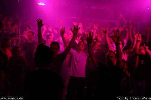 Welcome to the Club am 30.04.2003 - img_7793.jpg - eimage.de - Event Fotos 