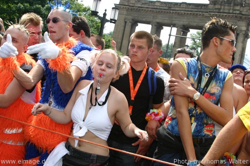 Loveparade 2003 Love Rules in Berlin Part 1 am 12.07.2003 - img_5860.jpg - eimage.de - Event Fotos 