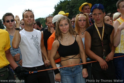 Loveparade 2003 Love Rules in Berlin Part 1 am 12.07.2003 - img_6116.jpg - eimage.de - Event Fotos 