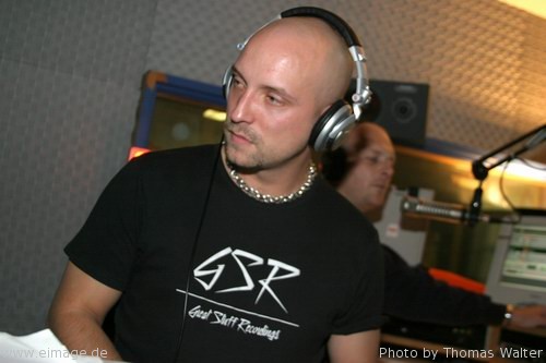 DJ Tomcraft bei Maximal am 17.10.2003 - img_8322.jpg - eimage.de - Event Fotos 