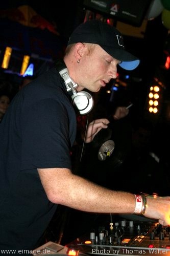 Sylvester Mixmission am 31.12.2003 - img_6782.jpg - eimage.de - Event Fotos 