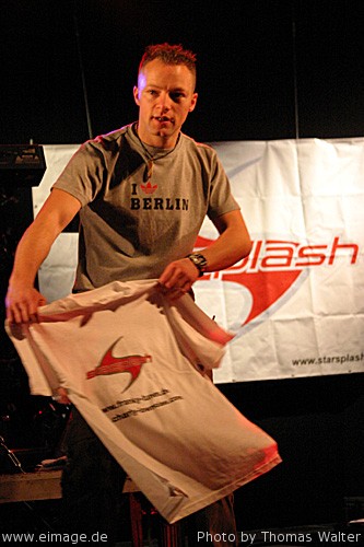 Starsplash auf der Scooter Tour 2004 in der Phnixhalle Mainz am 07.02.2004 - img_0980.jpg - eimage.de - Event Fotos 