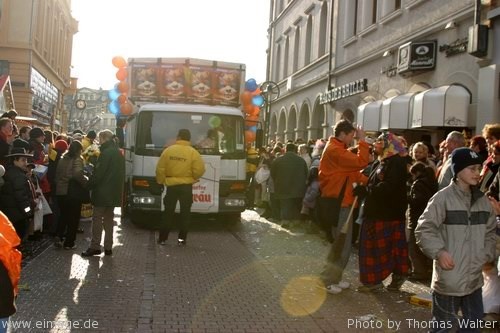 Faschingsumzug in Heidelberg am 24.02.2004 - img_2561.jpg - eimage.de - Event Fotos 