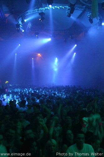 10 Years Time Warp in Mannheim am 27.03.2004 - img_5798.jpg - eimage.de - Event Fotos 