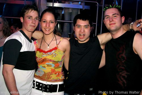 Energy Rave am 10.04.2004 - img_7861.jpg - eimage.de - Event Fotos 