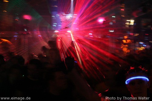 5 Jahre Kinki Palace mit DJ Shog, Mario Lopez und DJ Dean am 24.04.2004 - img_a232.jpg - eimage.de - Event Fotos 