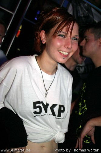 5 Jahre Kinki Palace mit DJ Shog, Mario Lopez und DJ Dean am 24.04.2004 - img_a587.jpg - eimage.de - Event Fotos 