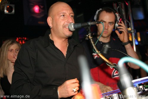 5 Jahre Kinki Palace mit DJ Shog, Mario Lopez und DJ Dean am 24.04.2004 - img_b728.jpg - eimage.de - Event Fotos 