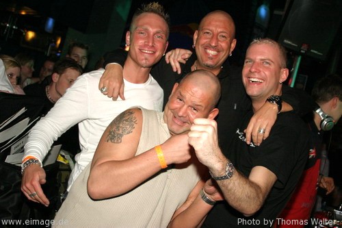 5 Jahre Kinki Palace mit DJ Shog, Mario Lopez und DJ Dean am 24.04.2004 - img_b734.jpg - eimage.de - Event Fotos 