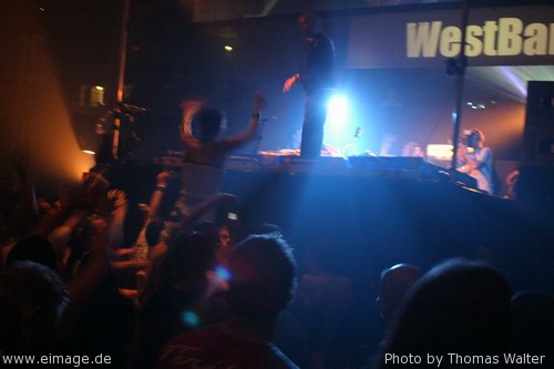 Mayday Team x-treme in der Westfalenhalle Dortmund in am 30.04.2004 - img_0807.jpg - eimage.de - Event Fotos 