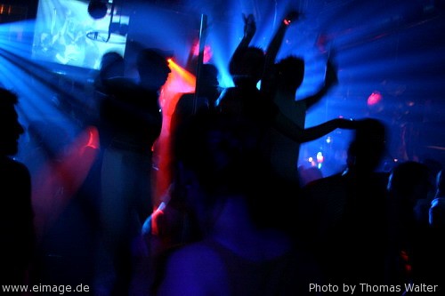 Groove Coverage aka DJ Novus am 01.05.2004 - img_9006.jpg - eimage.de - Event Fotos 
