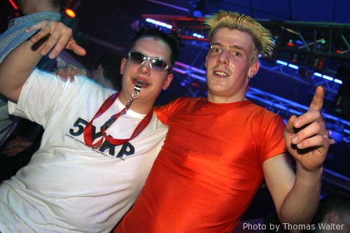 Groove Coverage aka DJ Novus am 01.05.2004 - img_9287.jpg - eimage.de - Event Fotos 