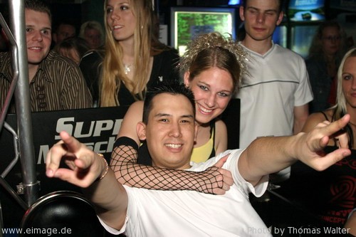 Groove Coverage aka DJ Novus am 01.05.2004 - img_9292.jpg - eimage.de - Event Fotos 