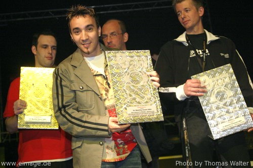 DJ Meeting in der Turbinenhalle Oberhausen am 05.05.2004 - img_a172.jpg - eimage.de - Event Fotos 