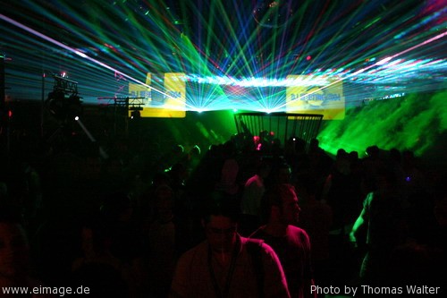 DJ Meeting in der Turbinenhalle Oberhausen am 05.05.2004 - img_a191.jpg - eimage.de - Event Fotos 