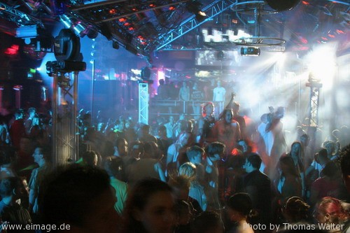 Energy Rave mit ATB und Woody Van Eyden am 15.05.2004 - img_0395.jpg - eimage.de - Event Fotos 