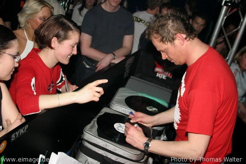 Energy Rave mit ATB und Woody Van Eyden am 15.05.2004 - img_0898.jpg - eimage.de - Event Fotos 