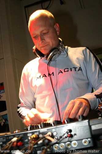 Tillmann Uhrmacher beim MDR Sputnik am 22.05.2004 - img_1834.jpg - eimage.de - Event Fotos 
