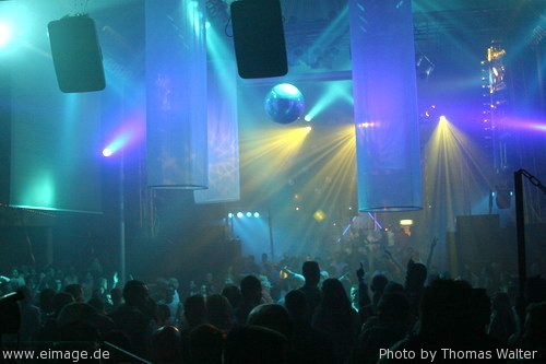 13 Jahre Live-Music-Circus in Kthen am 22.05.2004 - img_2577.jpg - eimage.de - Event Fotos 