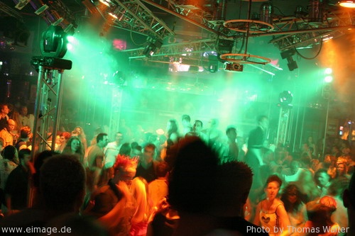 Lichtenfels aka Kid B. Birthdayparty am 29.05.2004 - img_3299.jpg - eimage.de - Event Fotos 