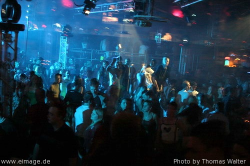 Lichtenfels aka Kid B. Birthdayparty am 29.05.2004 - img_3302.jpg - eimage.de - Event Fotos 