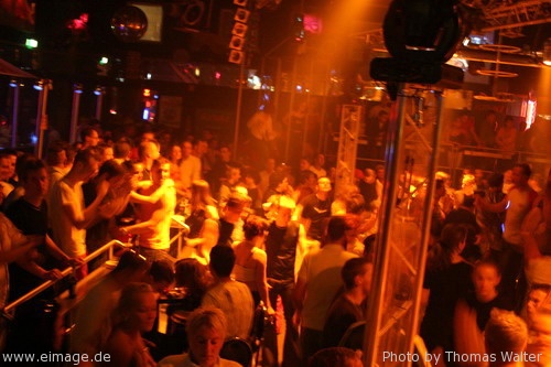 Lichtenfels aka Kid B. Birthdayparty am 29.05.2004 - img_3382.jpg - eimage.de - Event Fotos 