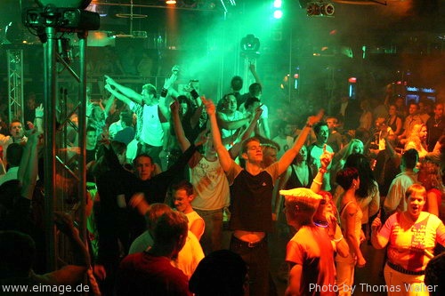 Lichtenfels aka Kid B. Birthdayparty am 29.05.2004 - img_3385.jpg - eimage.de - Event Fotos 