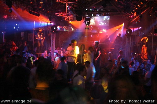 Energy Rave am 12.06.2004 - img_5561.jpg - eimage.de - Event Fotos 