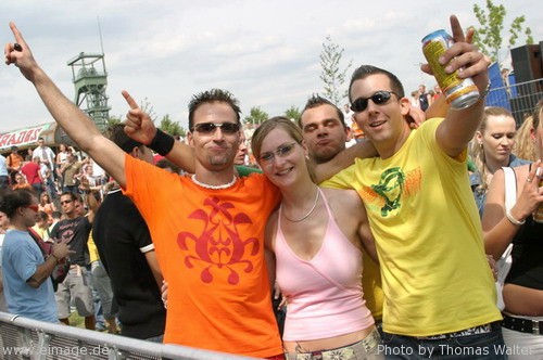 Ruhr in Love im Olga-Park Oberhausen am 26.06.2004 - img_7403.jpg - eimage.de - Event Fotos 