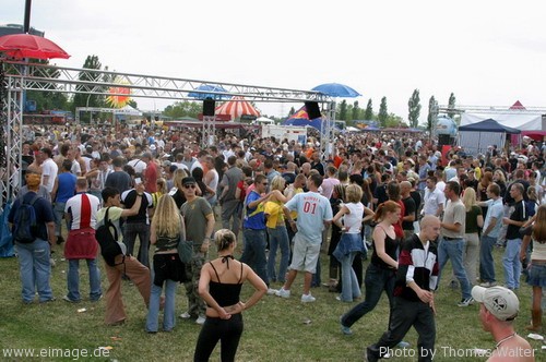 Ruhr in Love im Olga-Park Oberhausen am 26.06.2004 - img_7432.jpg - eimage.de - Event Fotos 