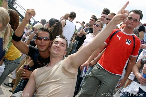 Ruhr in Love im Olga-Park Oberhausen am 26.06.2004 - img_7476.jpg - eimage.de - Event Fotos 