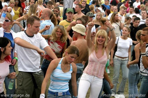Ruhr in Love im Olga-Park Oberhausen am 26.06.2004 - img_7592.jpg - eimage.de - Event Fotos 