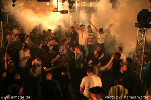 Energy Rave am 17.07.2004 - img_9527.jpg - eimage.de - Event Fotos 