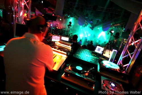 Energy Rave Sunshine Live Special am 15.05.2005 - img_5706.jpg - eimage.de - Event Fotos 