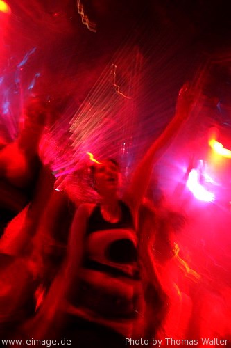Energy Rave Sunshine Live Special am 15.05.2005 - img_5785.jpg - eimage.de - Event Fotos 