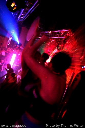 Energy Rave Sunshine Live Special am 15.05.2005 - img_5817.jpg - eimage.de - Event Fotos 