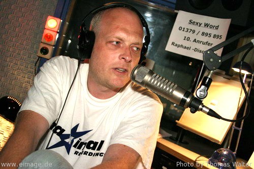 DJ Dag bei Maximal am 02.06.2005 - img_6144.jpg - eimage.de - Event Fotos 