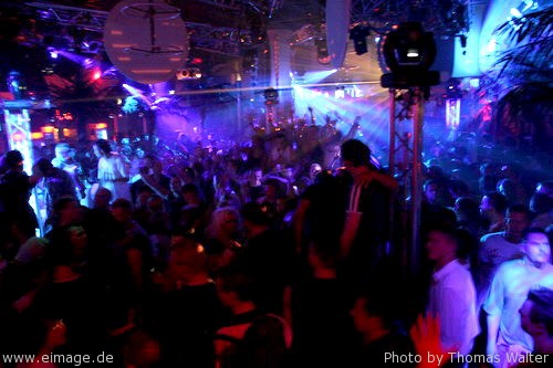 Die groe Welcome to the Club Jahresparty am 02.10.2005 - img_5288.jpg - eimage.de - Event Fotos 