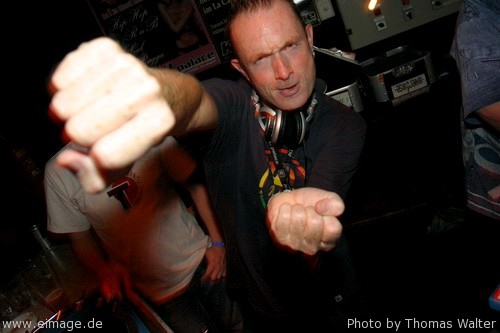 Die groe Welcome to the Club Jahresparty am 02.10.2005 - img_5303.jpg - eimage.de - Event Fotos 