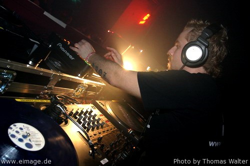 Electric City in Koblenz am 05.11.2005 - img_7515.jpg - eimage.de - Event Fotos 