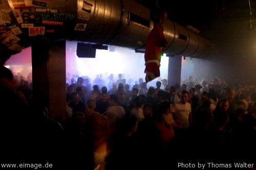 Electric City in Koblenz am 05.11.2005 - img_7537.jpg - eimage.de - Event Fotos 
