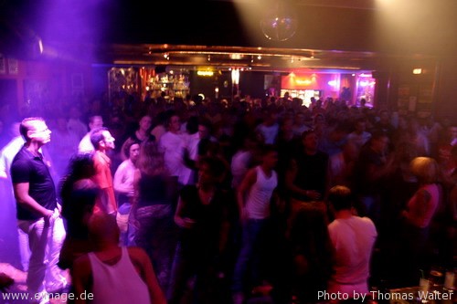 Electric City in Koblenz am 05.11.2005 - img_7740.jpg - eimage.de - Event Fotos 