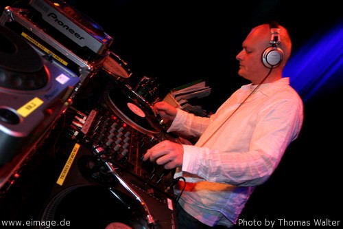 Electric City in Koblenz am 05.11.2005 - img_7763.jpg - eimage.de - Event Fotos 