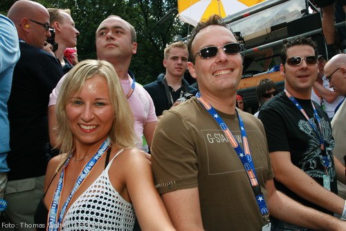 Loveparade 2006 Love is Back in Berlin Part 1 am 15.07.2006 - img_3468.jpg - eimage.de - Event Fotos 