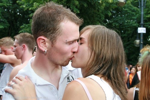 Loveparade 2006 Love is Back in Berlin Part 1 am 15.07.2006 - img_3601.jpg - eimage.de - Event Fotos 