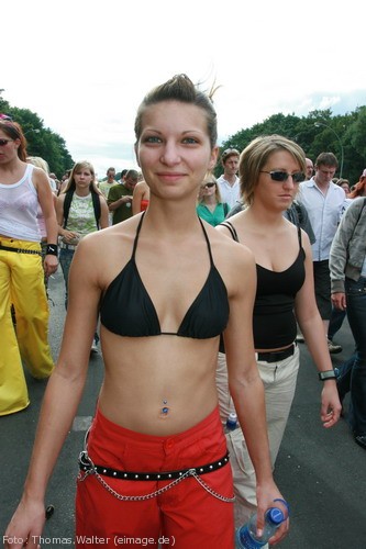 Loveparade 2006 Love is Back in Berlin Part 1 am 15.07.2006 - img_3903.jpg - eimage.de - Event Fotos 