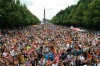 Loveparade 2006 Love is Back in Berlin Part 1 am 15.07.2006 - img_3678.jpg (Thumbnail) - eimage.de - Event Fotos 