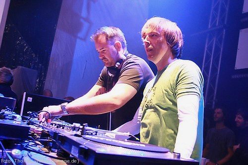 Nature One 2006 (Day Two) Raketenbasis Pydna bei Kastellaun am 05.08.2006 - img_7207.jpg - eimage.de - Event Fotos 