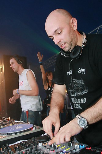 Nature One 2006 (Day Two) Raketenbasis Pydna bei Kastellaun am 05.08.2006 - img_7671.jpg - eimage.de - Event Fotos 